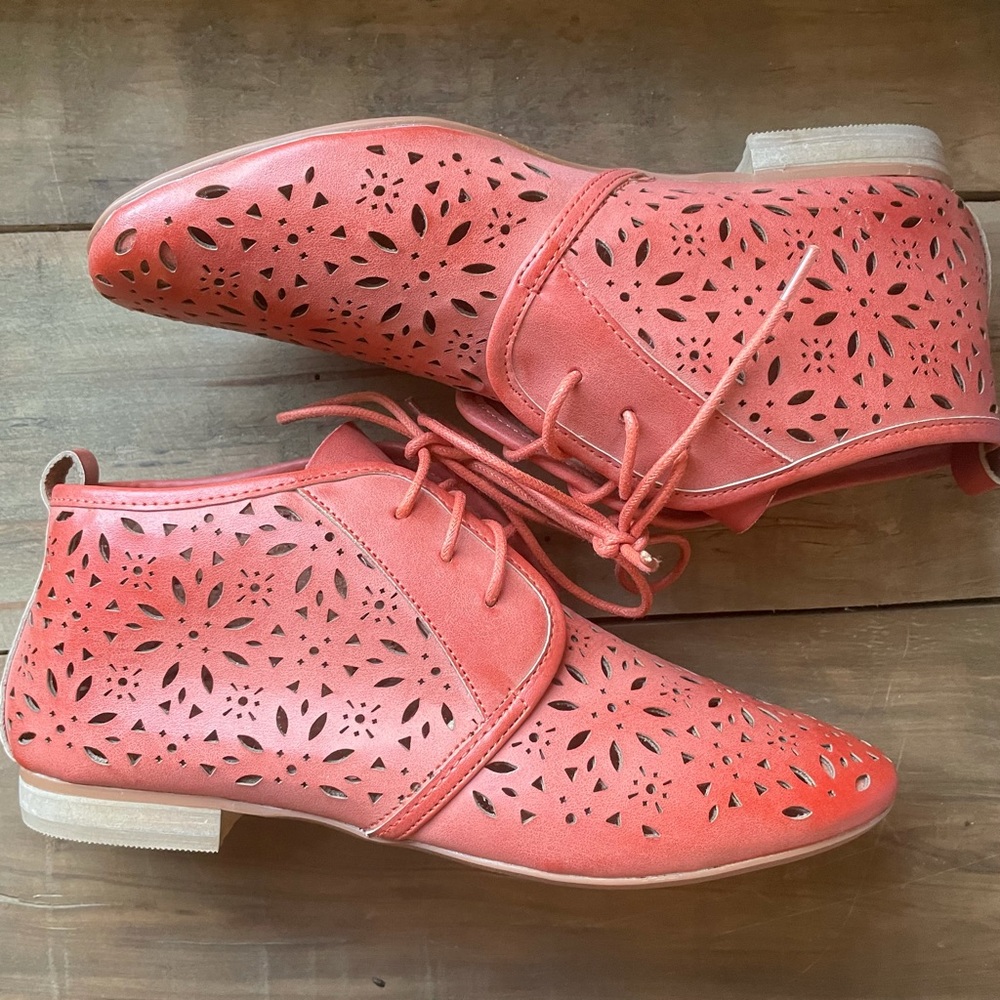 Leather Laser Cut Booties Crown Vintage
